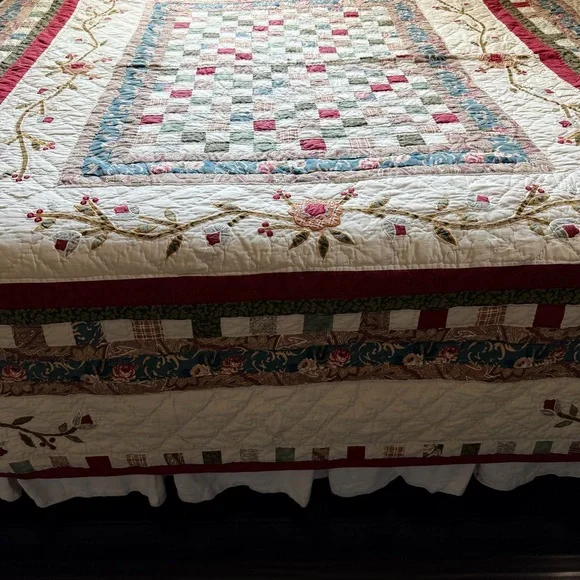 Vintage Patchwork Quilt 100x90 Floral Cottage Queen King Cotton - Picture 7 of 11